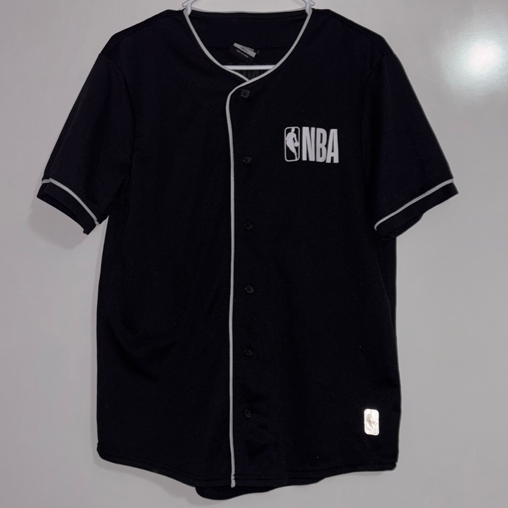 NWOT- Authentic NBA #46 Basketball Black Button Baseball Style Jersey Mens
